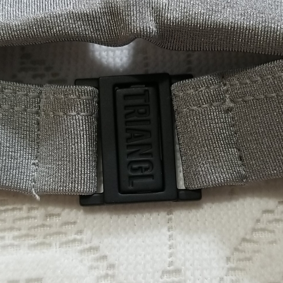 50T Triangl silver crochet bikini top, various - Picture 3 of 6